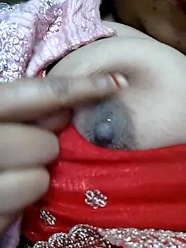 BigBustyRuhi online show from 5, 2, 2026