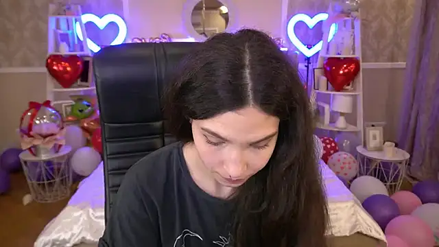 BabyFlowerr online show from 17, 2, 2025