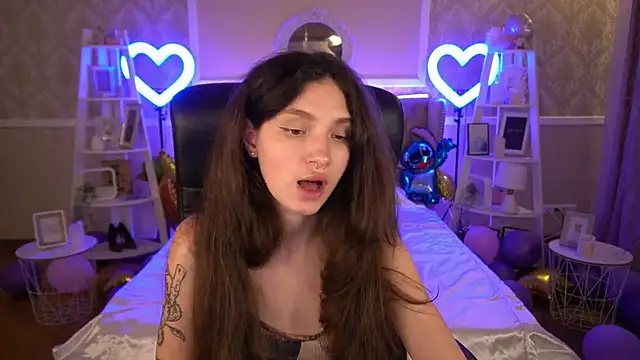 BabyFlowerr online show from 4, 2, 2025