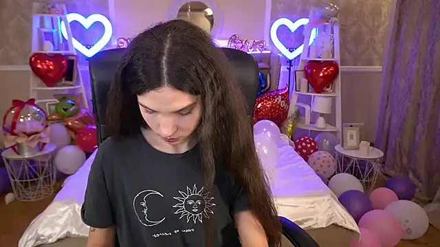 BabyFlowerr online show from 17, 2, 2025