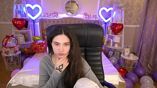 BabyFlowerr online show from 20, 2, 2025