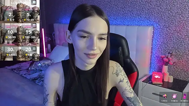 SophieCatty online show from 28, 2, 2025