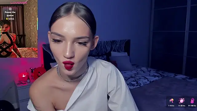 SophieCatty online show from 30, 10, 2025