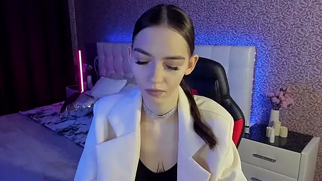 SophieCatty online show from 25, 2, 2025