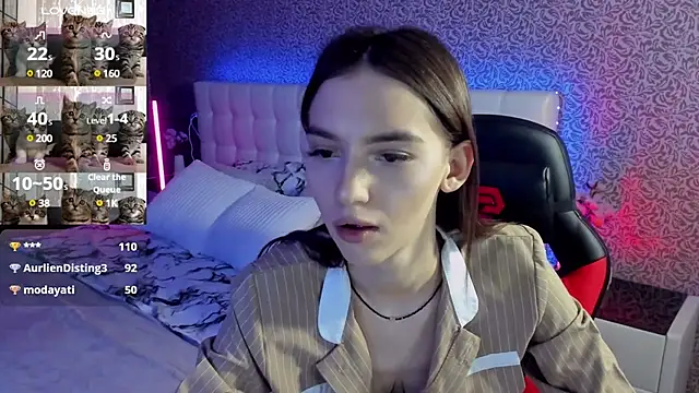 SophieCatty online show from 7, 3, 2025