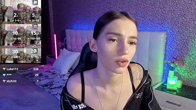 SophieCatty online show from 4, 3, 2025