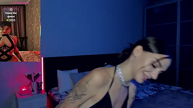 SophieCatty online show from 8, 11, 2025