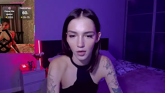 SophieCatty online show from 4, 12, 2025