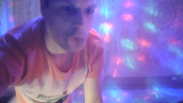 Snapshot of slankecrosdresser chatting on 11, 4, 2026 slankecrosdresser online show from 11, 4, 2026