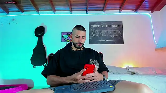 RyanCarter  online show from 20, 12, 2024