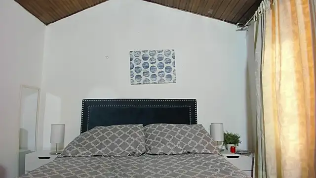 ZulyMichels online show from 20, 4, 2026