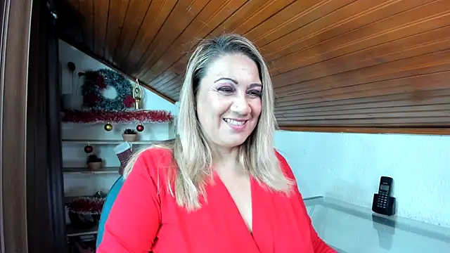 yayita mature online show from 5, 12, 2025