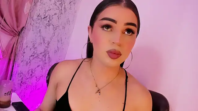 Alexandra Hornny online show from 6, 3, 2025