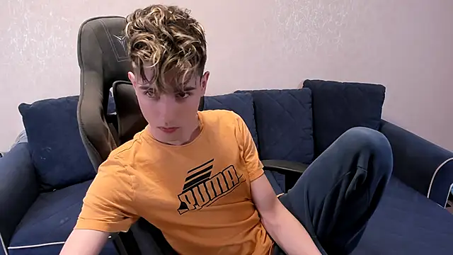 Snapshot of James_Mills chatting on 12, 11, 2025 James Mills online show from 12, 11, 2025