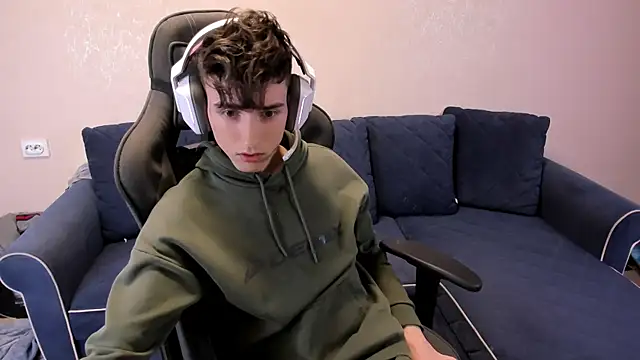 Snapshot of James_Mills chatting on 31, 10, 2025 James Mills online show from 31, 10, 2025