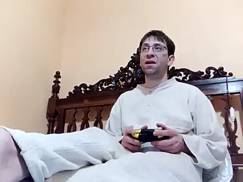 Snapshot of White_rabbit_ chatting on 28, 2, 2025 White rabbit online show from 28, 2, 2025