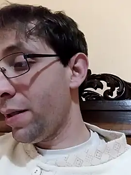 Snapshot of White_rabbit_ chatting on 9, 3, 2025 White rabbit online show from 9, 3, 2025