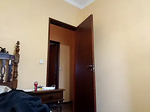 Snapshot of White_rabbit_ chatting on 31, 10, 2025 White rabbit online show from 31, 10, 2025