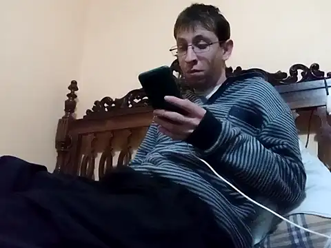 Snapshot of White_rabbit_ chatting on 6, 2, 2025 White rabbit online show from 6, 2, 2025