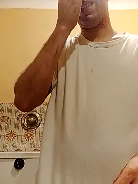 Snapshot of White_rabbit_ chatting on 20, 2, 2025 White rabbit online show from 20, 2, 2025