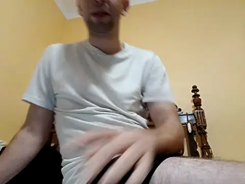 Snapshot of White_rabbit_ chatting on 30, 10, 2025 White rabbit online show from 30, 10, 2025