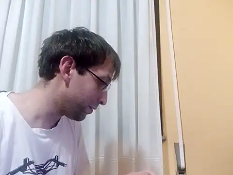 Snapshot of White_rabbit_ chatting on 14, 3, 2025 White rabbit online show from 14, 3, 2025