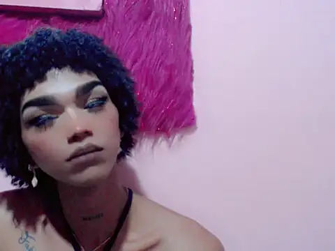 nickyminach  online show from 13, 1, 2026