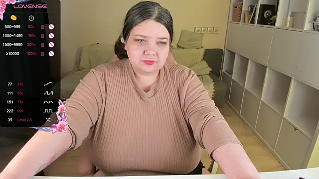 PlumPie online show from 22, 12, 2025