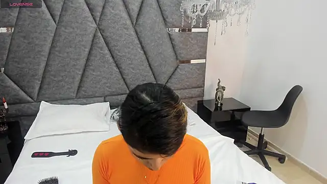 Girl Cherry online show from 7, 10, 2025