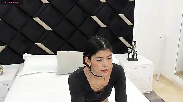 Girl Cherry online show from 12, 9, 2025