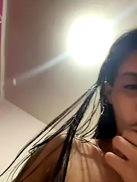 Ortegakim online show from 8, 11, 2025