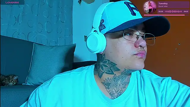 Snapshot of Techno_420_ chatting on 3, 11, 2025 Techno 420 online show from 3, 11, 2025