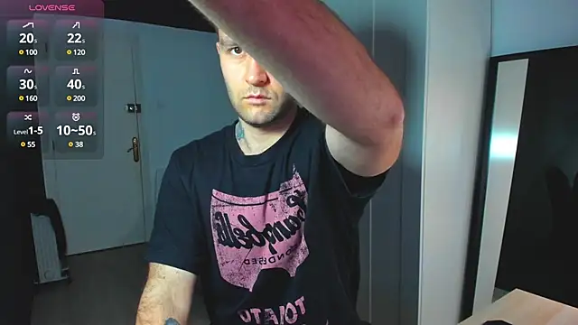 Snapshot of HonestAndrew chatting on 24, 1, 2025 HonestAndrew online show from 24, 1, 2025