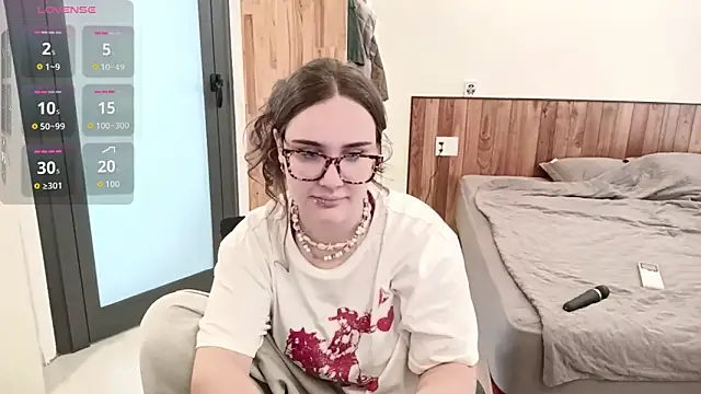 mia boone online show from 23, 3, 2026