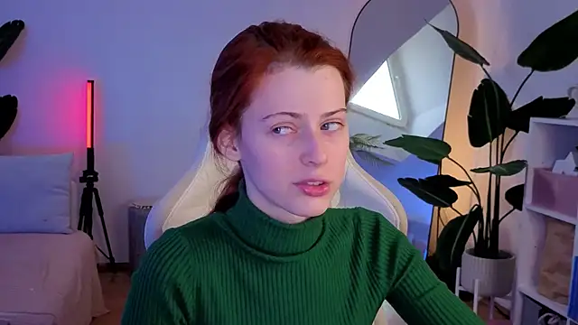 doll lesli online show from 28, 11, 2025