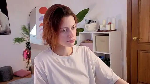 doll lesli online show from 8, 4, 2026