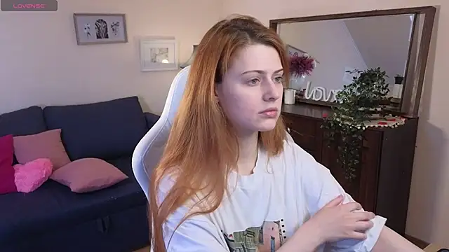 doll lesli online show from 13, 3, 2025