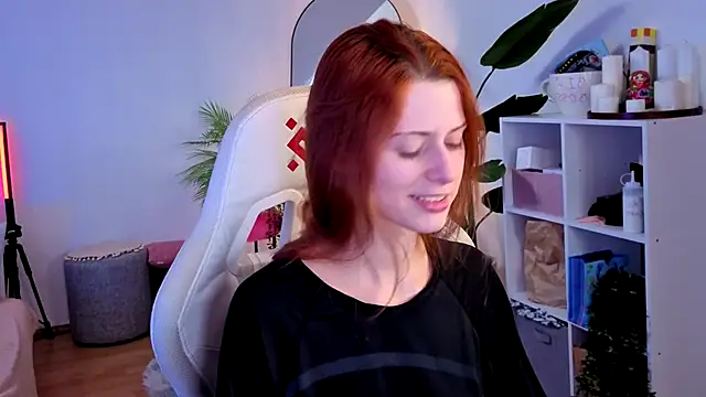 doll lesli online show from 4, 12, 2025