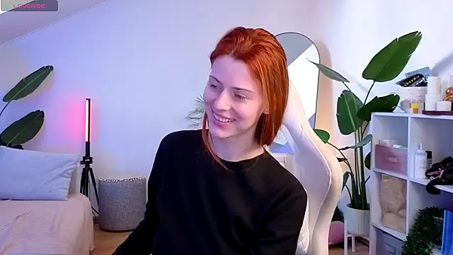 doll lesli online show from 9, 11, 2025