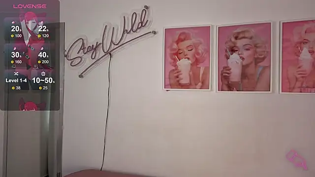 Adele LatinLady online show from 19, 11, 2025