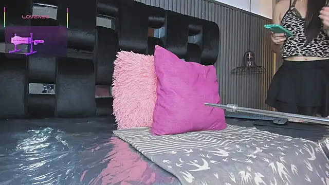 levana1 online show from 24, 10, 2025