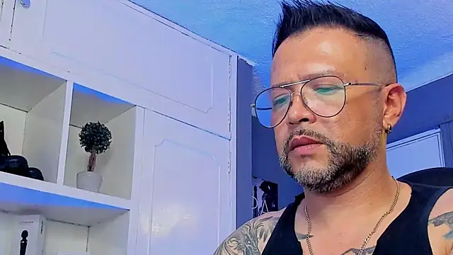 MrFrank tattoo online show from 15, 3, 2025