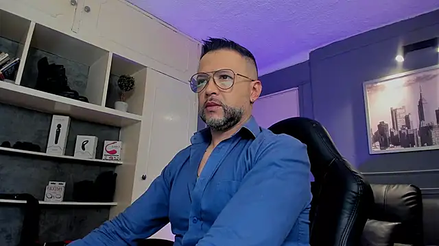 MrFrank tattoo online show from 7, 10, 2025