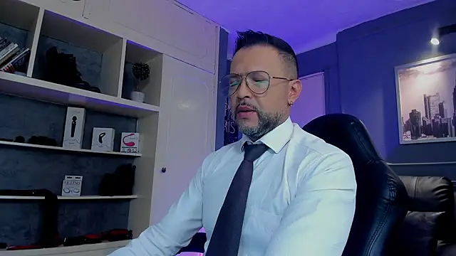 MrFrank tattoo online show from 15, 10, 2025