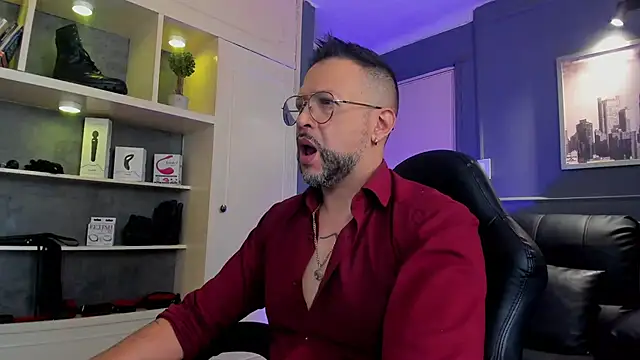 MrFrank tattoo online show from 21, 11, 2025