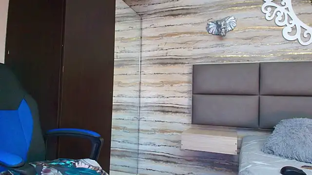 oliver  brown online show from 23, 11, 2025