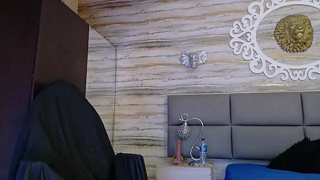 Snapshot of oliver__brown chatting on 27, 6, 2026 oliver brown online show from 27, 6, 2026