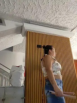 LizzRouse online show from 4, 3, 2026