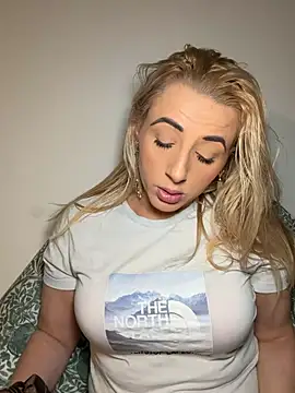 Strongqueen online show from 5, 3, 2026