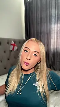 Strongqueen online show from 15, 7, 2026